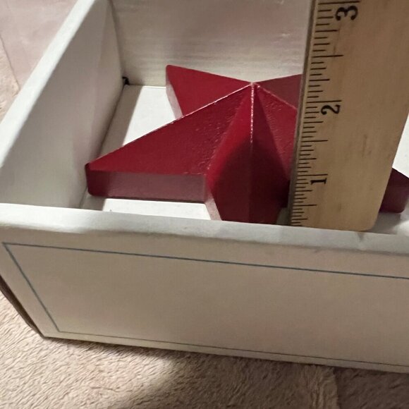 Pottery Barn Kids Finials Red Stars Metal Curtains holders decor bedroom playroo - Picture 6 of 9